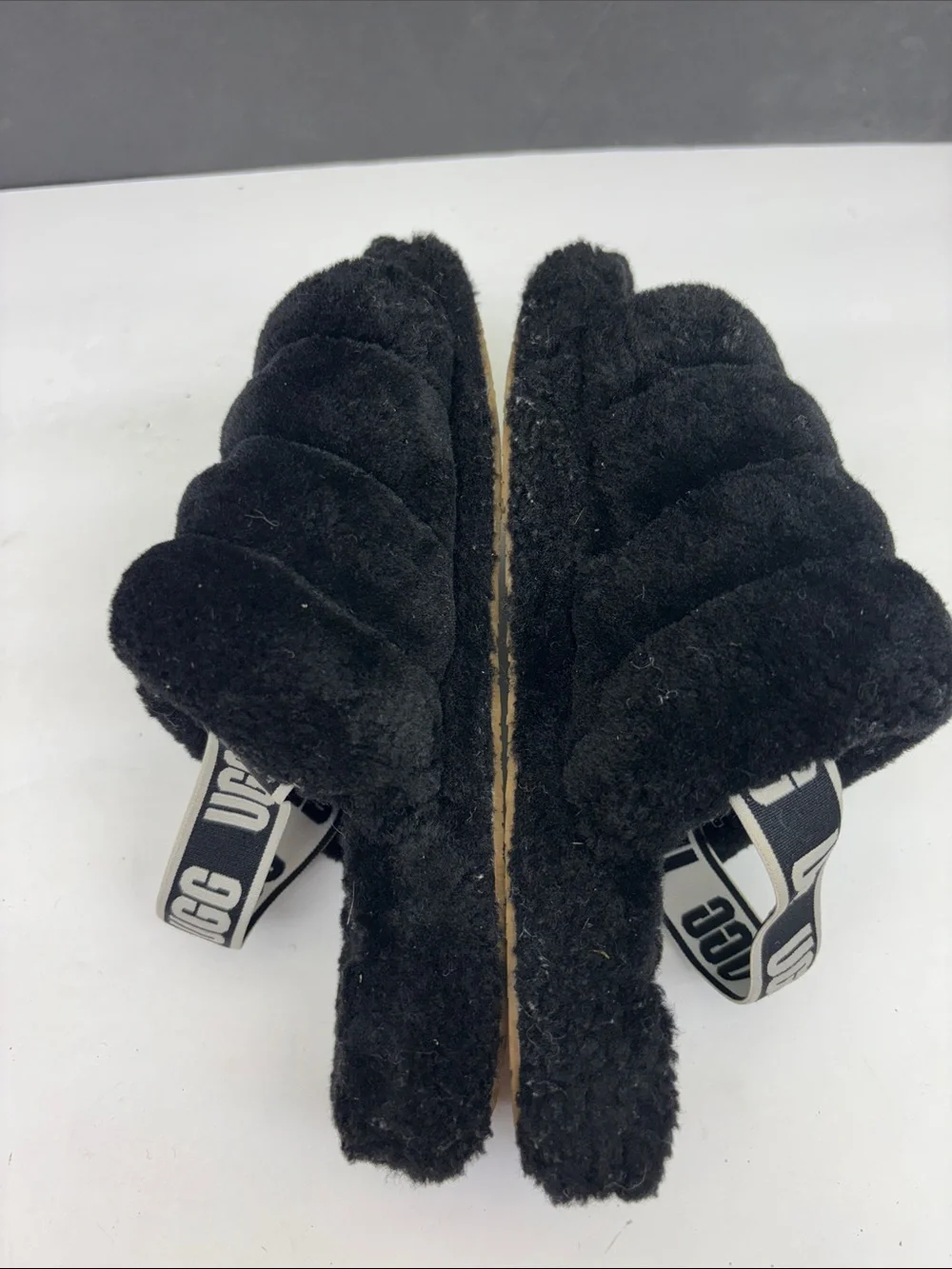 UGG Kids Black Fuzzy Slide Slippers, sz 5 big girl, box 63